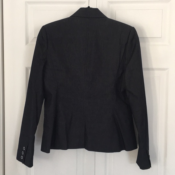 Blazer - Picture 5 of 6